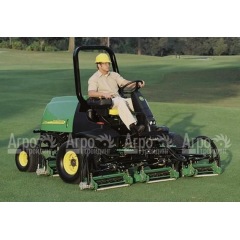 Бензиновая газонокосилка для фейрвея  Jonh Deere - 3235 С  в Новосибирске
